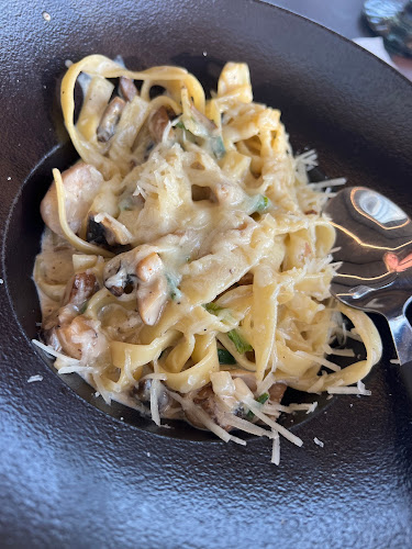 Opinii despre Дъ Бридж бар и динър în София - Гастрономия и хотелиерство