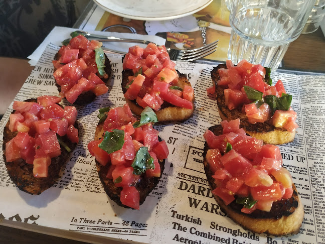 София център, бул. „Княз Александър Дондуков" 18, 1000 София