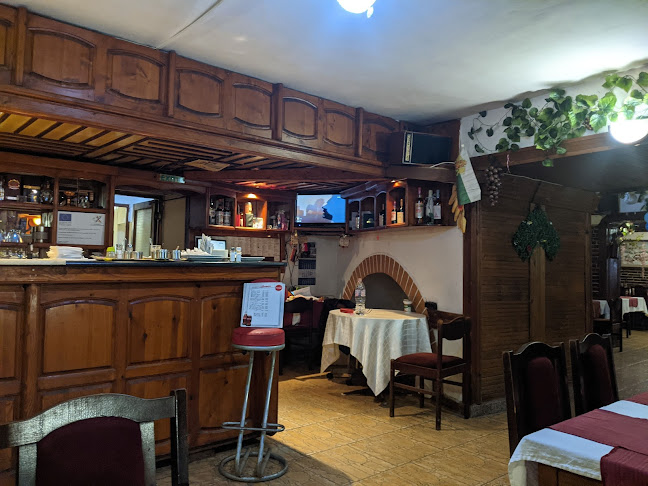 Русе Център, ул. „Александровска“ 33, 7000 Русе