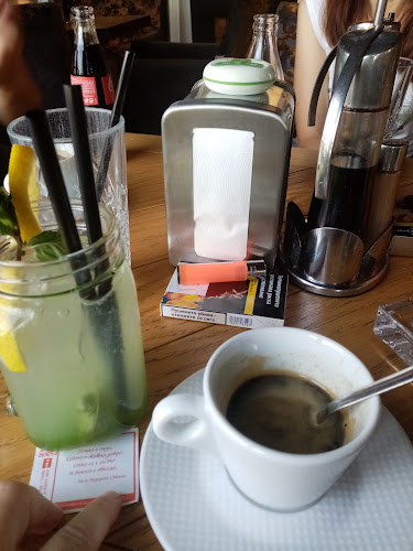 Opinii despre Raffy Bar & Gelato Blagoevgrad în Благоевград - Гастрономия и хотелиерство