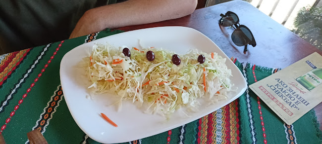 "Чешмето", кв. Бела вода - Гастрономия и хотелиерство