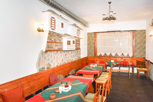 Traditional Mehana Mamin Kolio