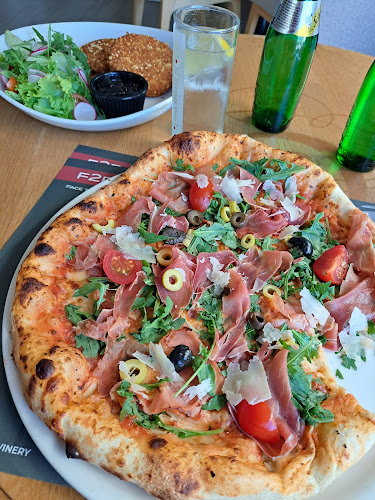 Ла Тоскана пица, бар и динър