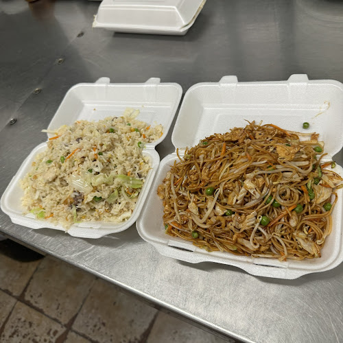 Opinii despre Нова луна în София - Гастрономия и хотелиерство