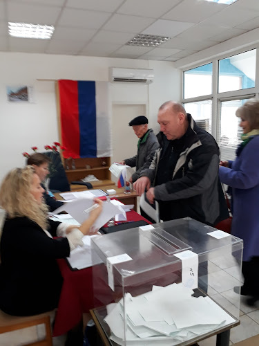 Добрич Център, бул. „25-ти Септември“ 62А, 9300 Добрич