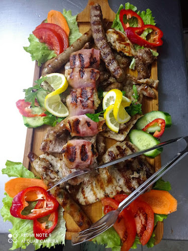 Opinii despre Зеленото | Интернационална кухня | Сачове | Скара | Пици | Салати | Десерти în Кърджали - Гастрономия и хотелиерство