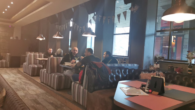 Comentarii opinii despre Театро бар и вечеря