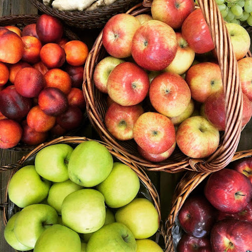 бул. „Евлоги и Христо Георгиеви“ 40, 1142 ж.к. Яворов, София, България