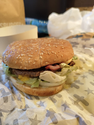 Велико Търново Център, бул. „Независимост“ 2, 5000 Велико Търново