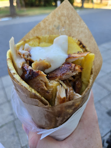 Comentarii opinii despre Rose Gardens Café