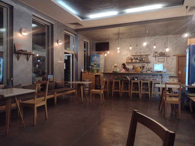 Opinii despre Kafana în Пловдив - Гастрономия и хотелиерство