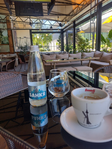 N-Bar - Гастрономия и хотелиерство