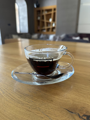 кв. Стария град, площад „Възраждане 1, 2770 Банско