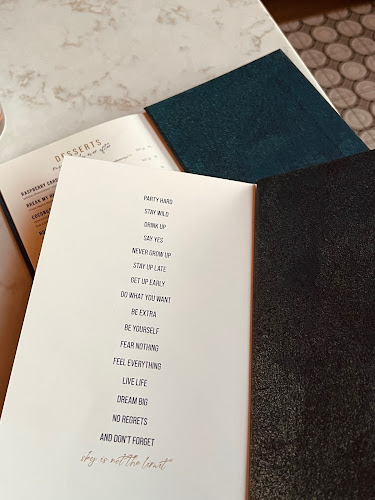 Иван Вазов, бул. „Витоша“ 89b, 1463 София