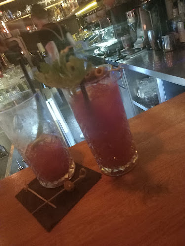 ANYWAY cocktail bar - Гастрономия и хотелиерство