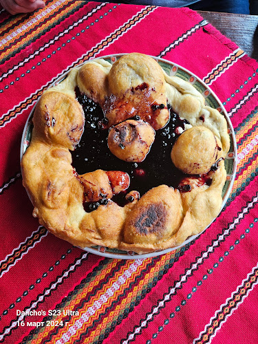 Площад Зареница, 4239 Нареченски бани