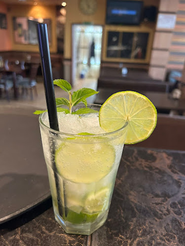 Comentarii opinii despre Младост