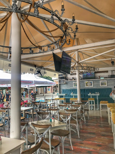 Уайт бар - Гастрономия и хотелиерство