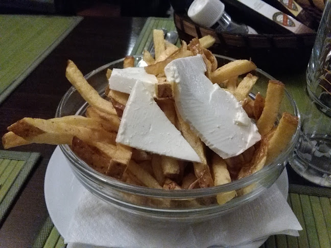 София център, ул. „Христо Белчев“ 42, 1000 София