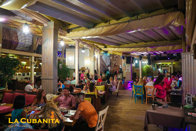 La Cubanita En El Mar Sveti Vlas