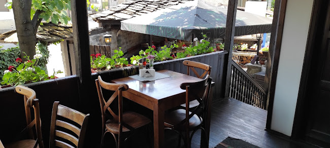 Механа Старата къща - Гастрономия и хотелиерство