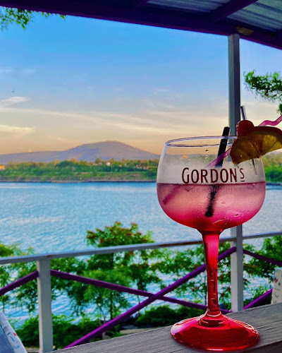 Opinii despre Shikozo Cocktail Bar în Царево - Гастрономия и хотелиерство