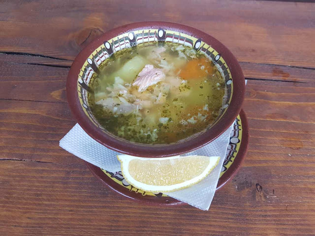 хижа Гоце Делчев, 2777 Добринище