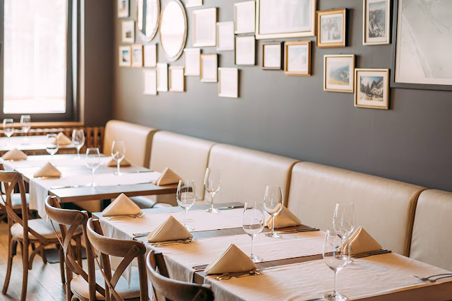 Samokovi - Гастрономия и хотелиерство