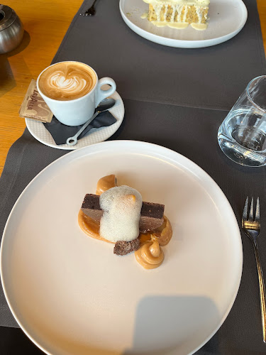 НПЗ Дианабад, ул. „Никола Габровски“ 1, 1172 София