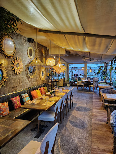 Opinii despre Secret Garden Restaurant în Бургас - Гастрономия и хотелиерство