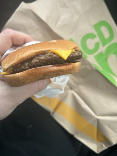 McDonald's - Гастрономия и хотелиерство