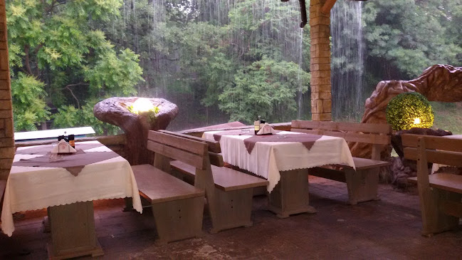 Tavern in Kolcho - Гастрономия и хотелиерство