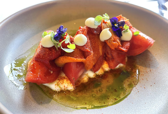 София център, бул. „Цар Освободител“ 8A, 1000 София