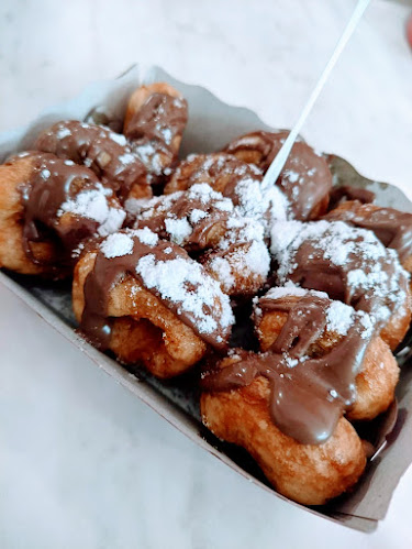 Кафе сладкарница Градина - Гастрономия и хотелиерство