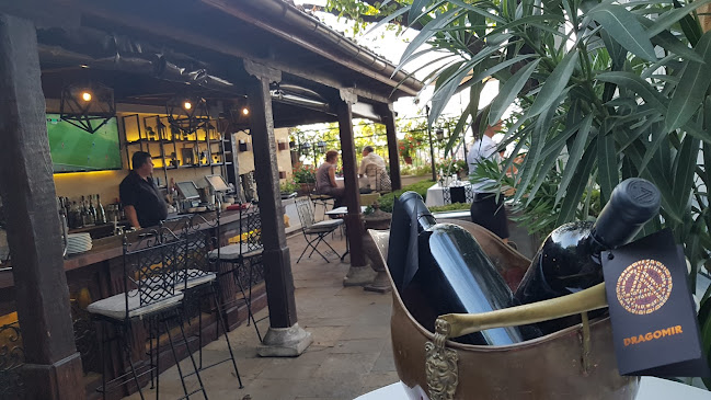 Comentarii opinii despre Арт Галерия - ресторант "Филипополис"