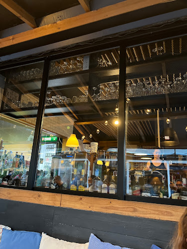 ж.к. Красна поляна 1, ул. „Одоровци“ 44, 1330 София