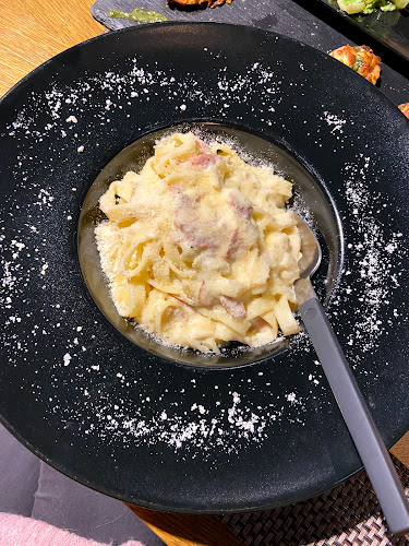 Дъ Бридж бар и динър - София