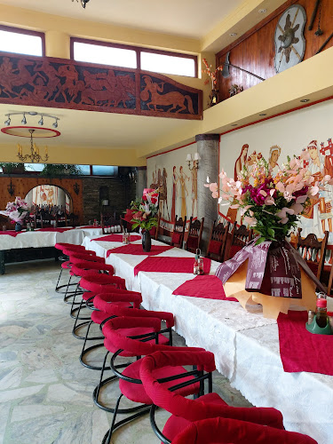 кв. Родина, ул. „Тракия“ 16, 6100 Казанлък