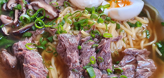 София център, ул. „Иван Денкоглу“ 18, 1000 София