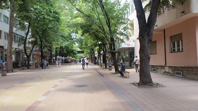 Opinii despre Бисквитки И Кафе în Добрич - Гастрономия и хотелиерство