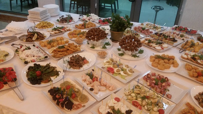 Ла Бароне - Гастрономия и хотелиерство