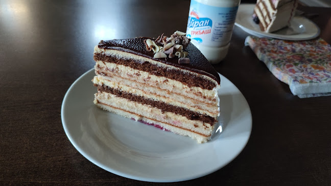 Кафе-сладкарница "Менар" - Доспат