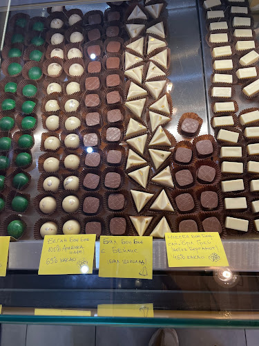 Сладкарница "Златните рибки" - Гастрономия и хотелиерство