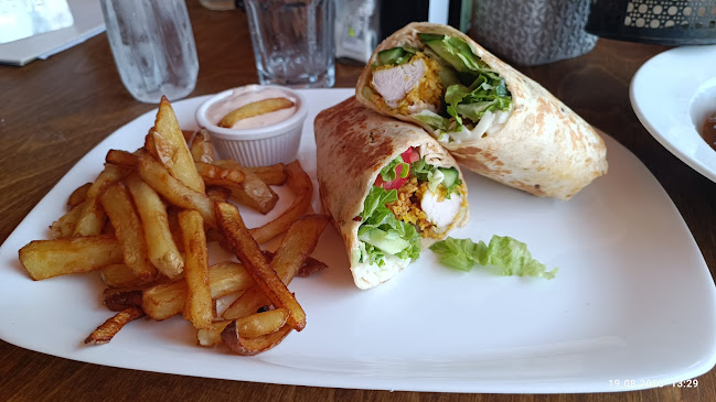 Opinii despre Cattedrale Chiringuito în Созопол - Гастрономия и хотелиерство