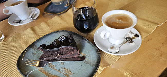 Opinii despre Lidia's Bakery | Сладкарница Дружба în София - Гастрономия и хотелиерство