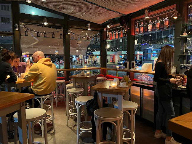 Мементо Раковски - Гастрономия и хотелиерство