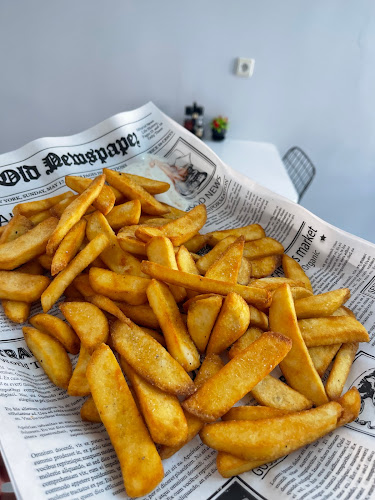 Opinii despre Day and Night Döner în Момчилград - Гастрономия и хотелиерство