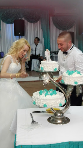 Кафе / Ресторант Пчелата майка - Гастрономия и хотелиерство