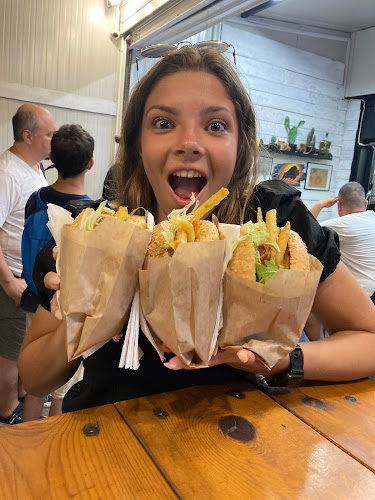 Black Bison Черен Бизон - Гастрономия и хотелиерство