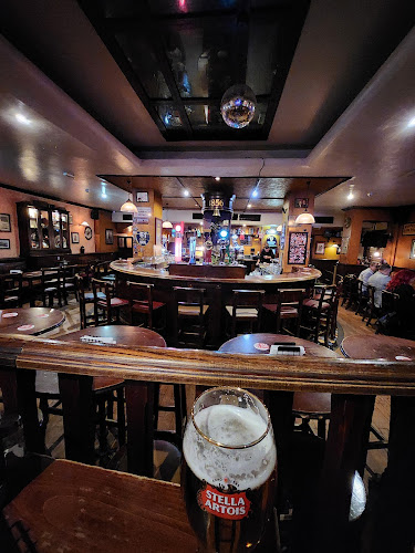 Джей Джей Мърфис - Гастрономия и хотелиерство